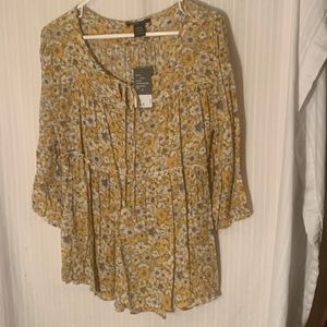 💰NWT Robert Louis top size L